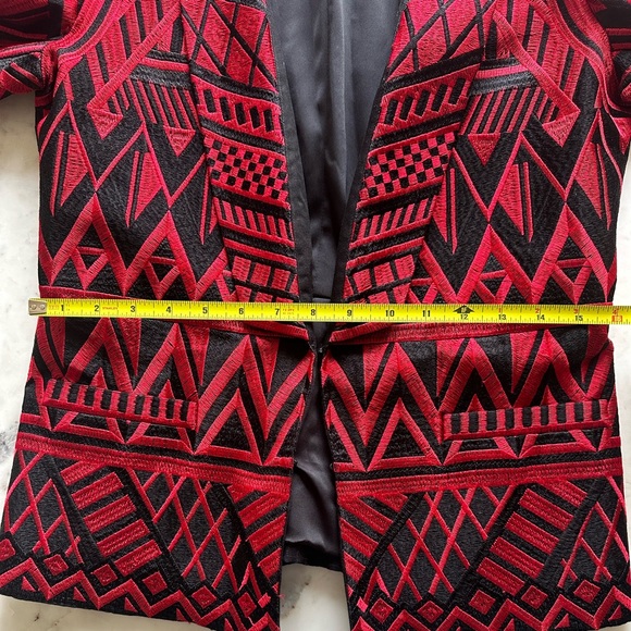 Alice + Olivia Christian Red Black Embroidered Silk Blazer geometric pattern M - Picture 11 of 14